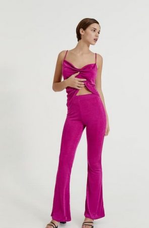 screenshot www.pullandbear.com 2022.08.17 18 36 16 Merca2.es