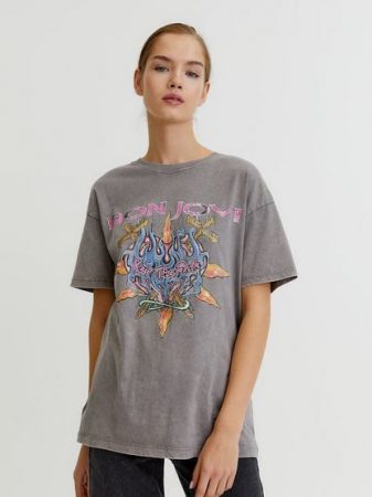 screenshot www.pullandbear.com 2022.08.17 18 38 19 Merca2.es