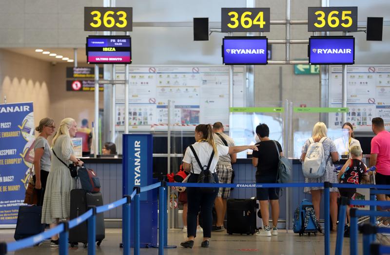 Ryanair afirma que la huelga de tripulantes de cabina no ha afectado a los 3.000 vuelos diarios esta semana