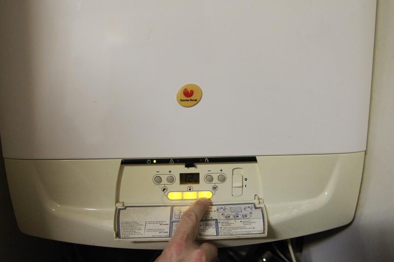 Consumur valora «positivamente» la bajada del IVA del gas, pero pide extenderla más allá de diciembre