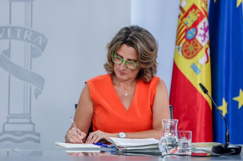 Ribera pide «flexibilidad» en la reducción del consumo de electricidad que plantea Bruselas