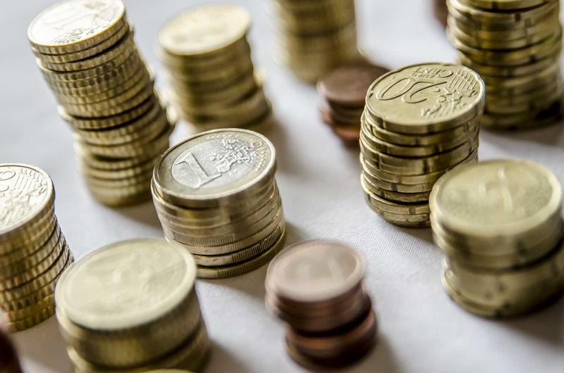Los gestores de fondos aumentan el efectivo hasta un 6% ante la incertidumbre del contexto económico actual