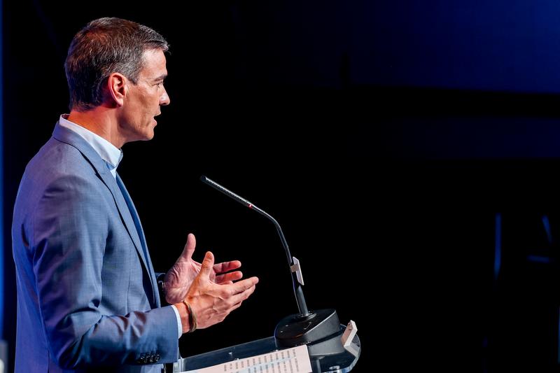 Sánchez coincide con Díaz en apelar a la «responsabilidad compartida» sobre los precios de los alimentos