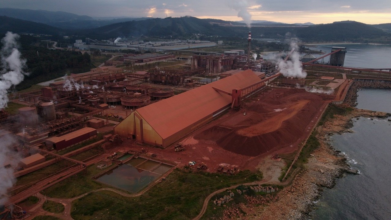Alcoa afronta «problemas bastante graves» en la alúmina en San Cibrao y el comité apunta a ayudas de la UE