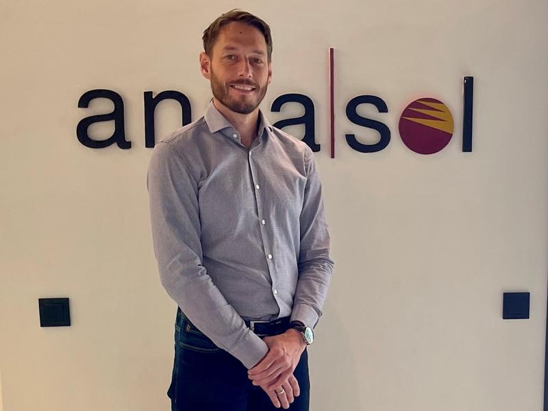 Ansasol amplía su cartera de desarrollo de hidrógeno verde a 950 MW y lanza su nueva marca Hydron