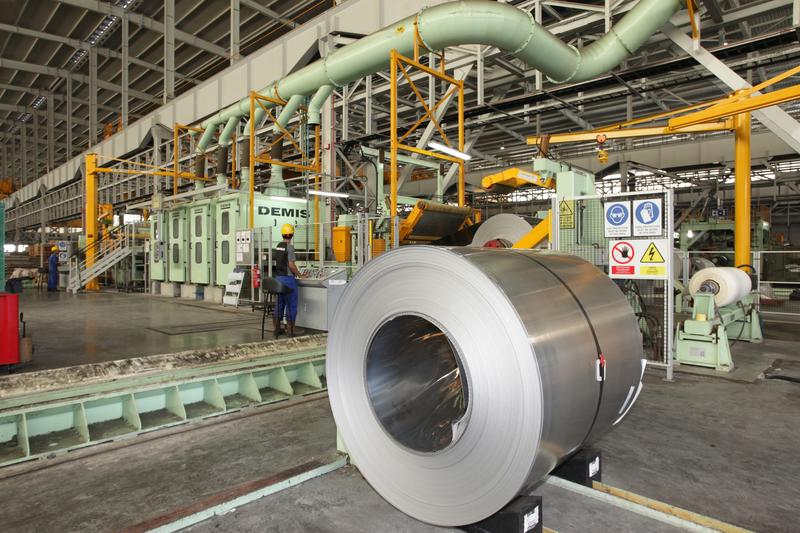 Industria aprueba 244 millones en ayudas a las electrointensivas dentro del mecanismo de compensación de CO2