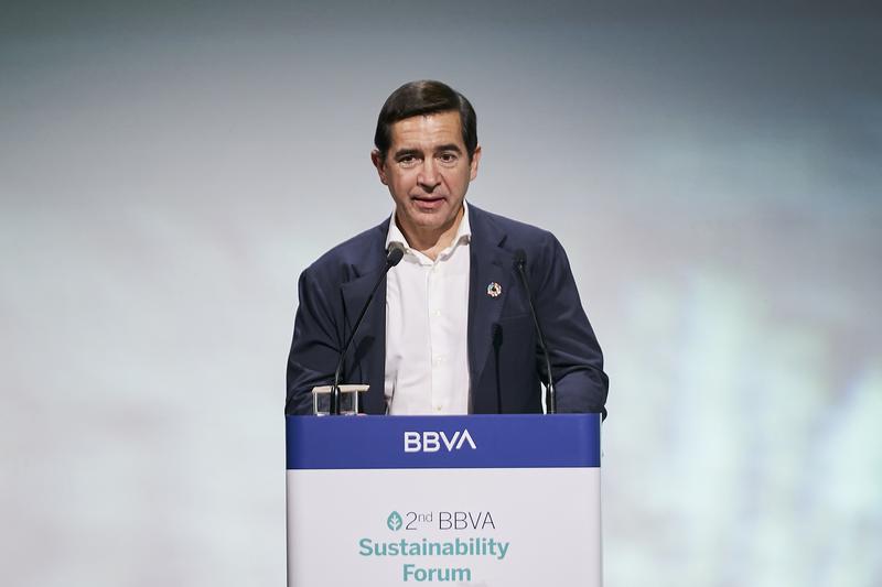 Torres (BBVA) descarta la salida de Onur Genç: «No podríamos tener mejor consejero delegado»