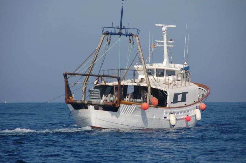 Las CC.AA. afectadas por veto a la pesca de fondo se unen al Gobierno en la defensa del sector ante Europa