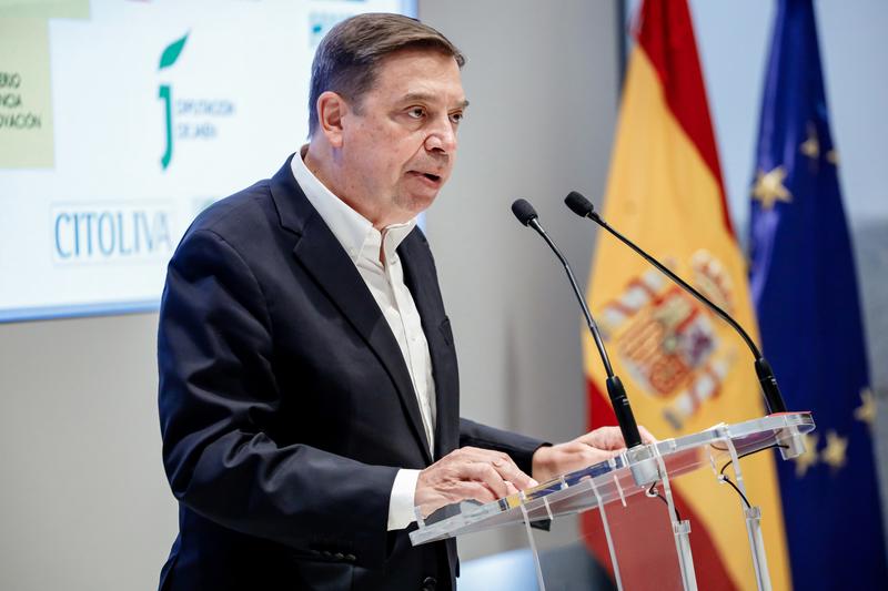 Planas prevé que los precios agroalimentarios «disminuyan de forma significativa» en 2023