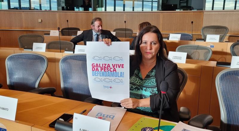 BNG alerta en Bruselas de las «graves consecuencias» del veto a la pesca de fondo y pide escuchar al sector