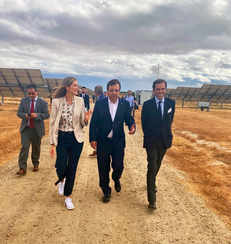 UNEF entrega el Sello de Excelencia en Sostenibilidad 2022 a nueve proyectos en suelo de energía solar