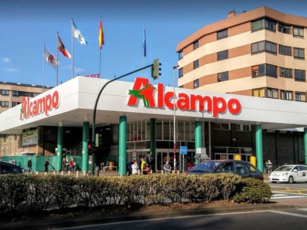 Alcampo de Coia y Eurospar de Badajoz