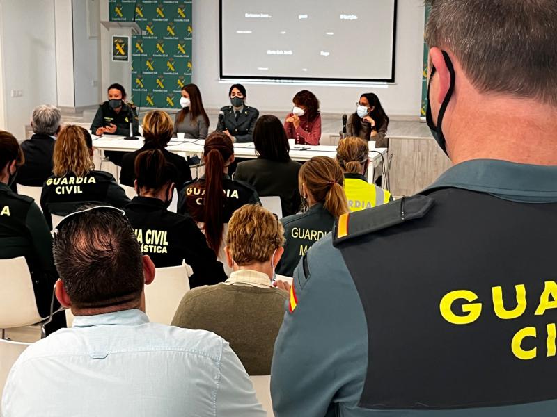 Porcentajes de mujeres en la Guardia Civil y Policía Nacional
