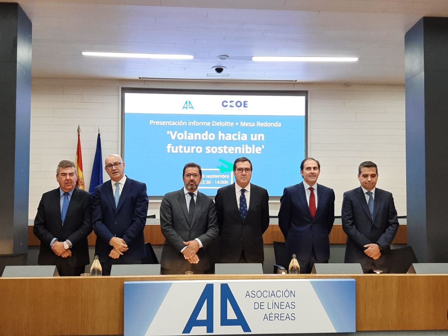 Garamendi (CEOE) sobre la ampliación de El Prat: «Que se haga donde sea, pero que se haga»