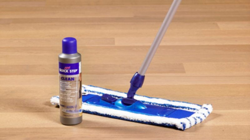 Quick Step Cleaning Parquet 1280x720 1 Merca2.es