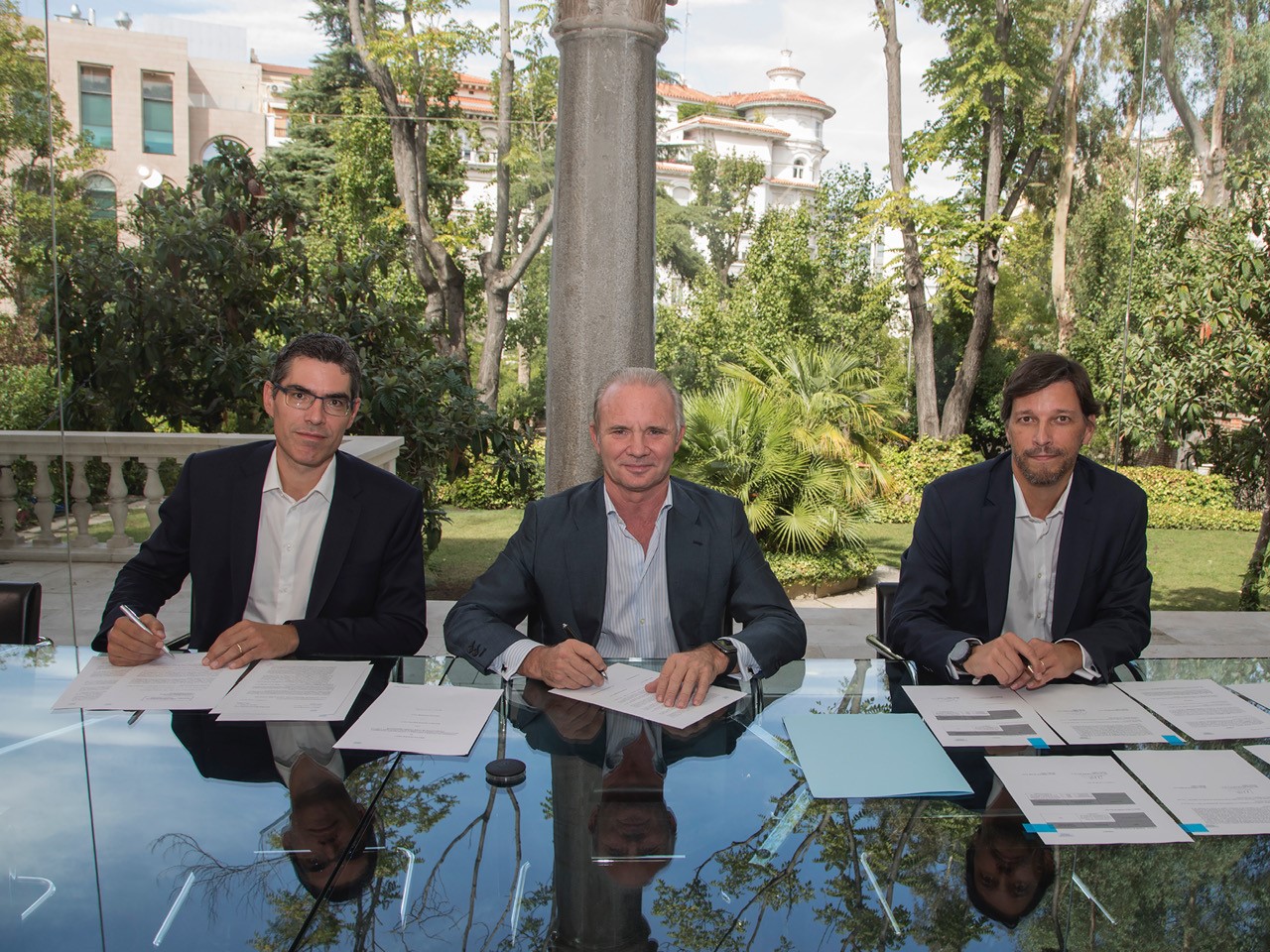 Hyundai, Cetelem y Arval renuevan su alianza de financiación de vehículos