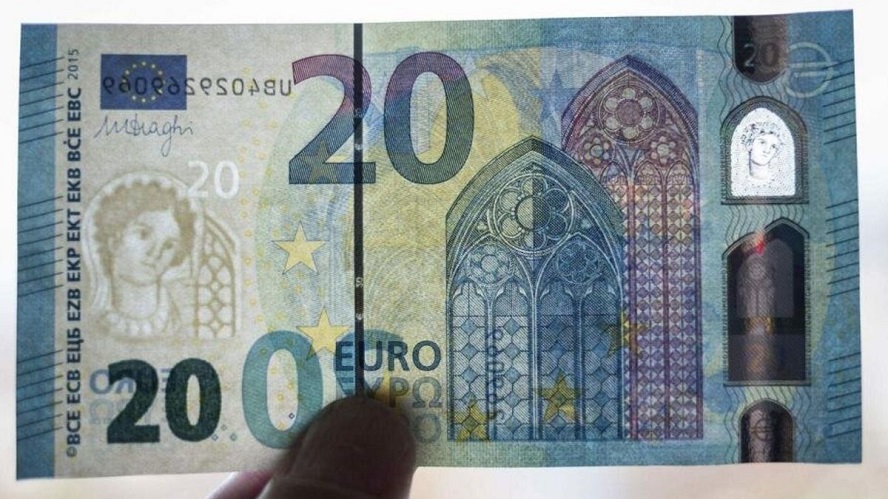 El billete de 20 euros no abdica como rey de la falsificación