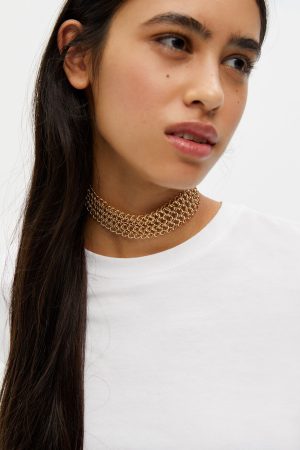 collar-oro-pullandbear