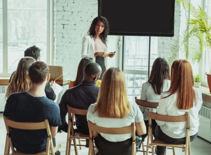 La financiación de los estudios, la digitalización de la enseñanza y el empleo, lo que más preocupa a los universitarios