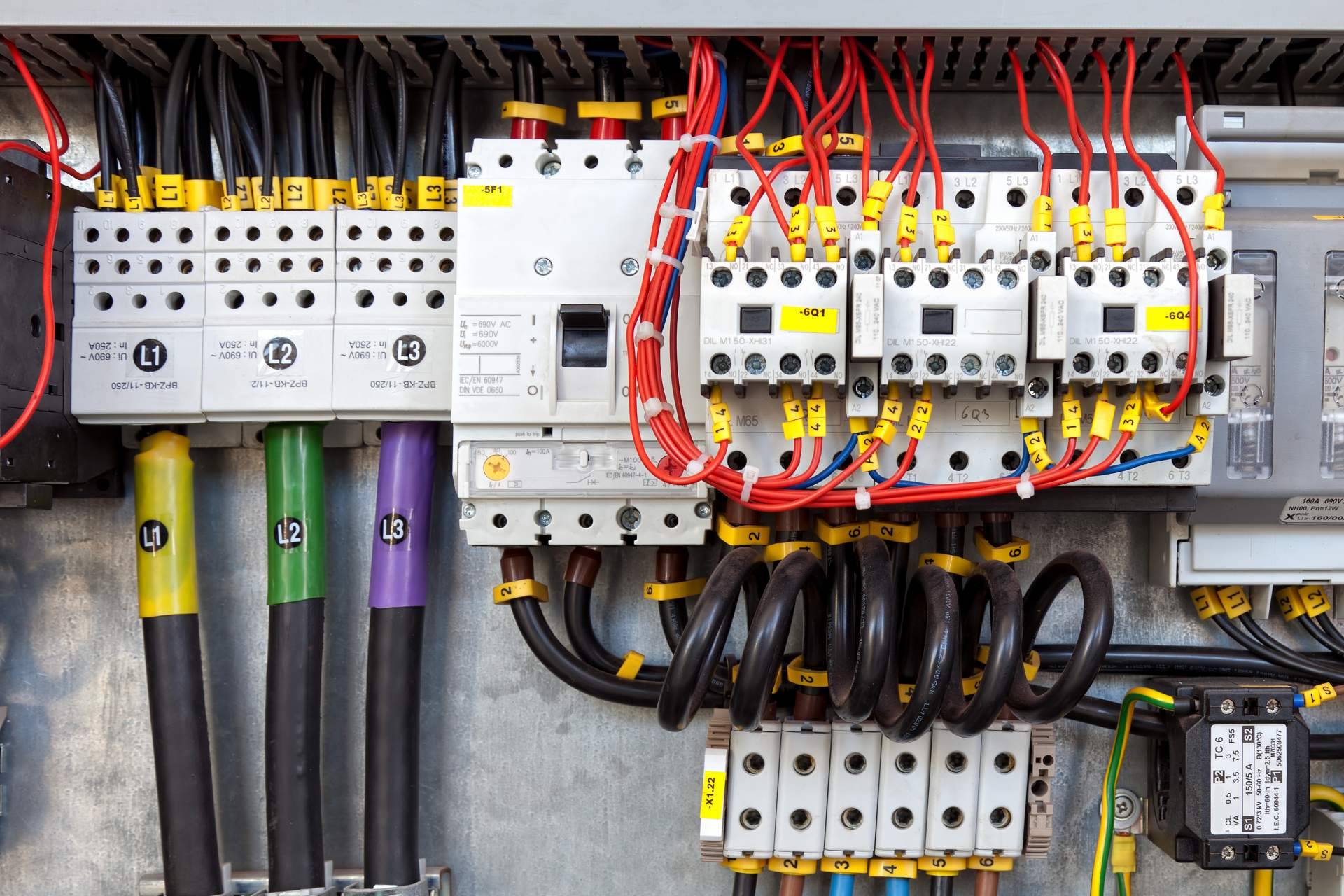 Cadenza Electric, el distribuidor online de material eléctrico Schneider