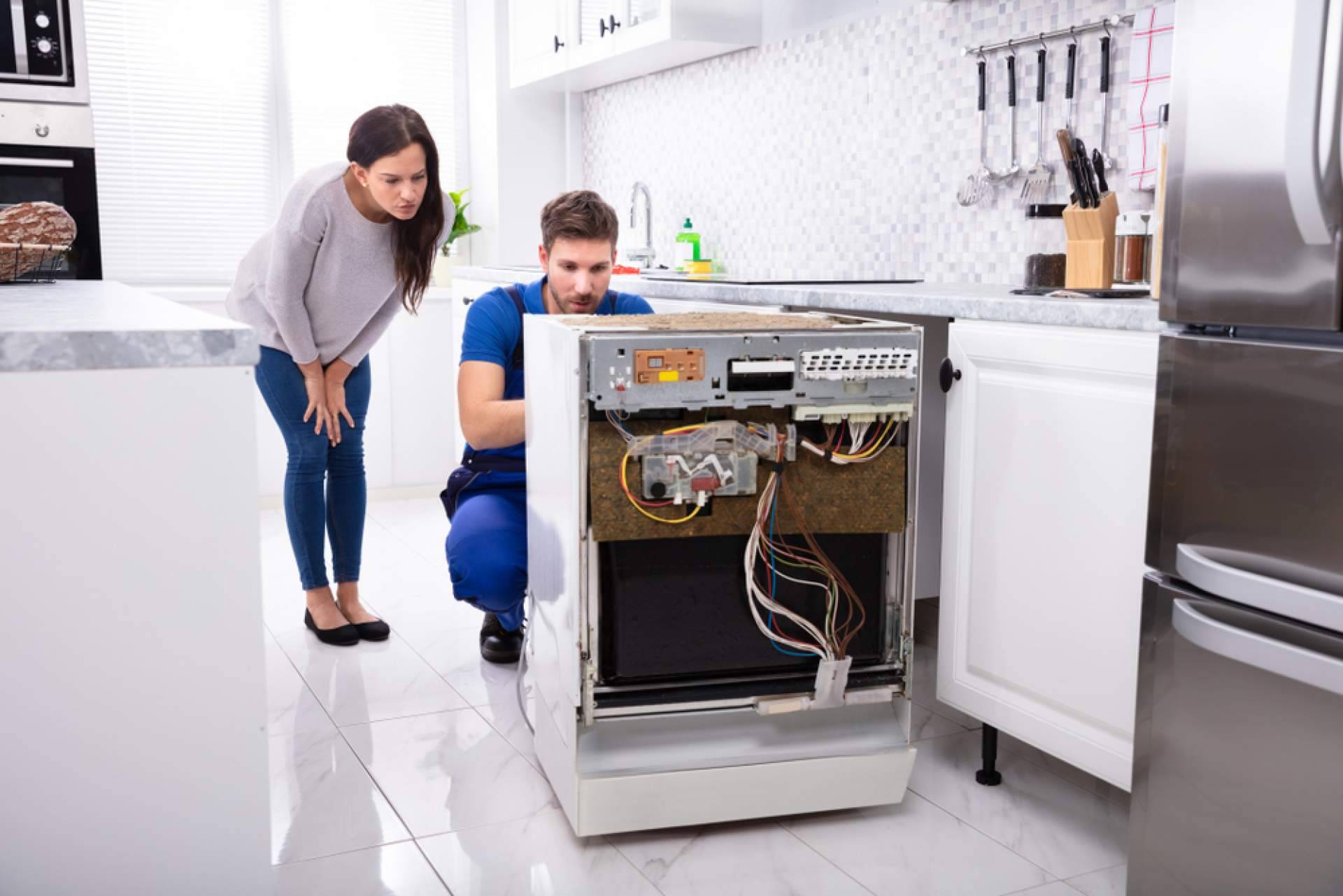 Reparación de todo tipo de electrodomésticos para prolongar su vida útil