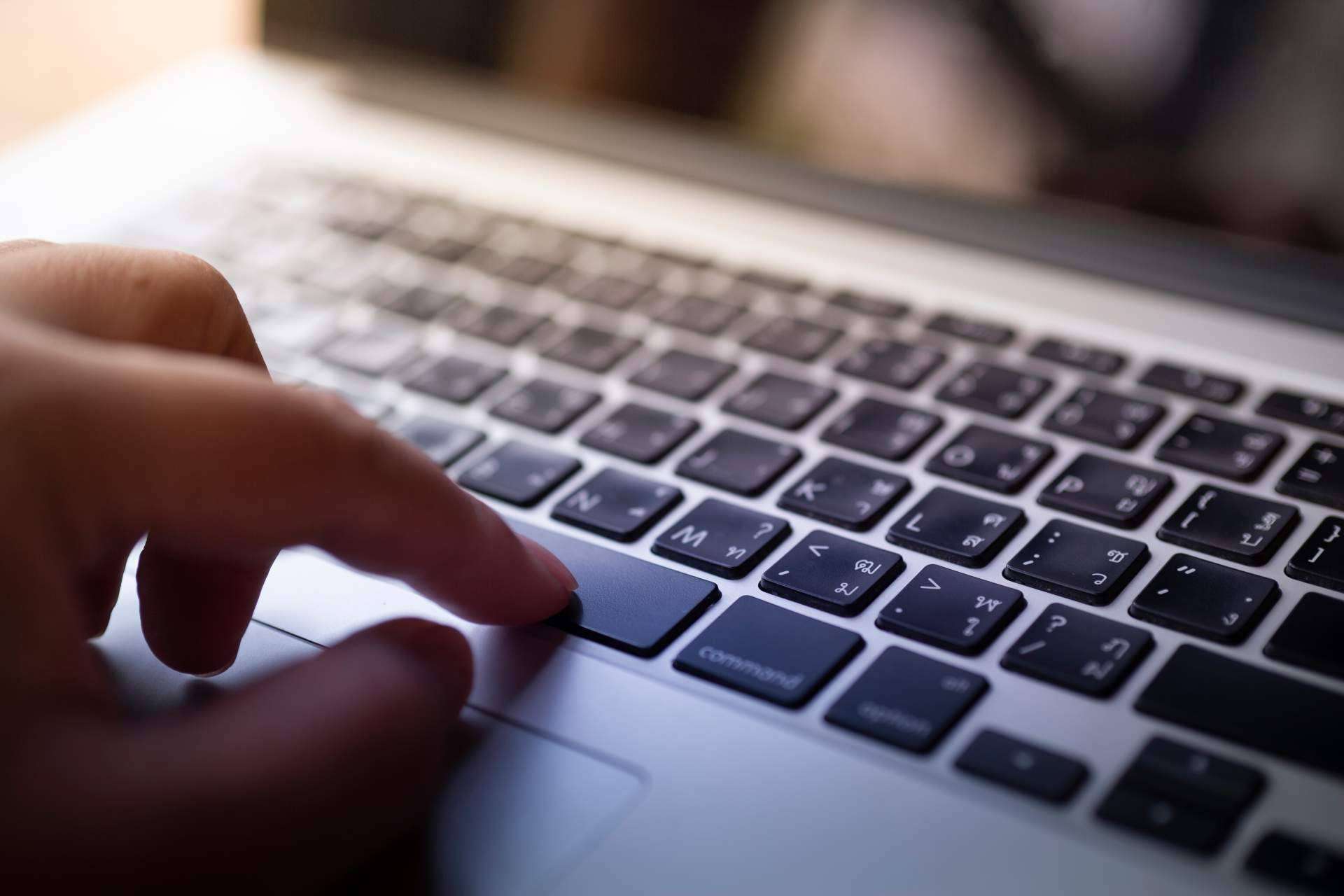 ¿En qué consiste y qué beneficios aporta la firma digital con sello de tiempo?