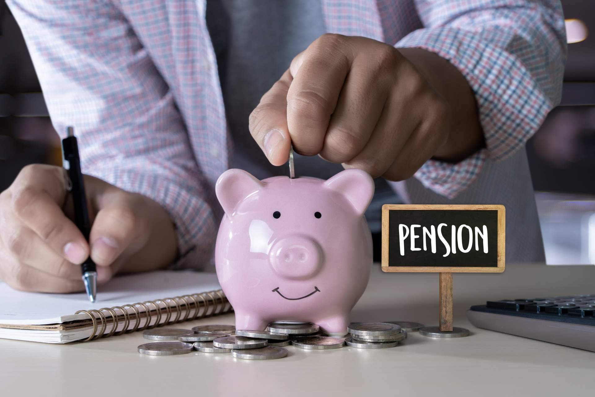 ¿De qué manera cotizan los autónomos que compatibilicen la pensión de jubilación con el trabajo por cuenta propia?