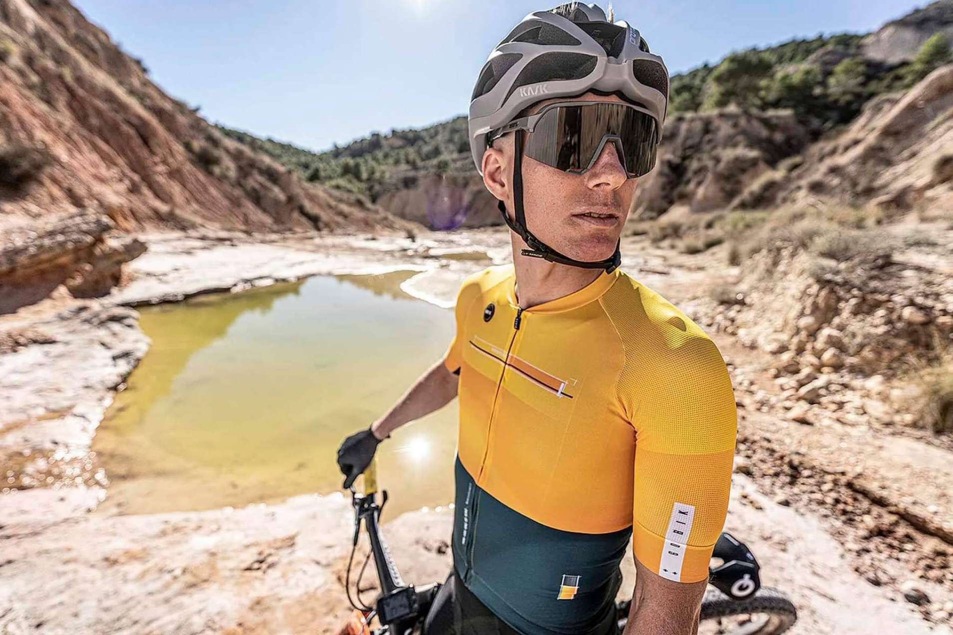 Sanferbike y sus recomendaciones para elegir un maillot de ciclismo