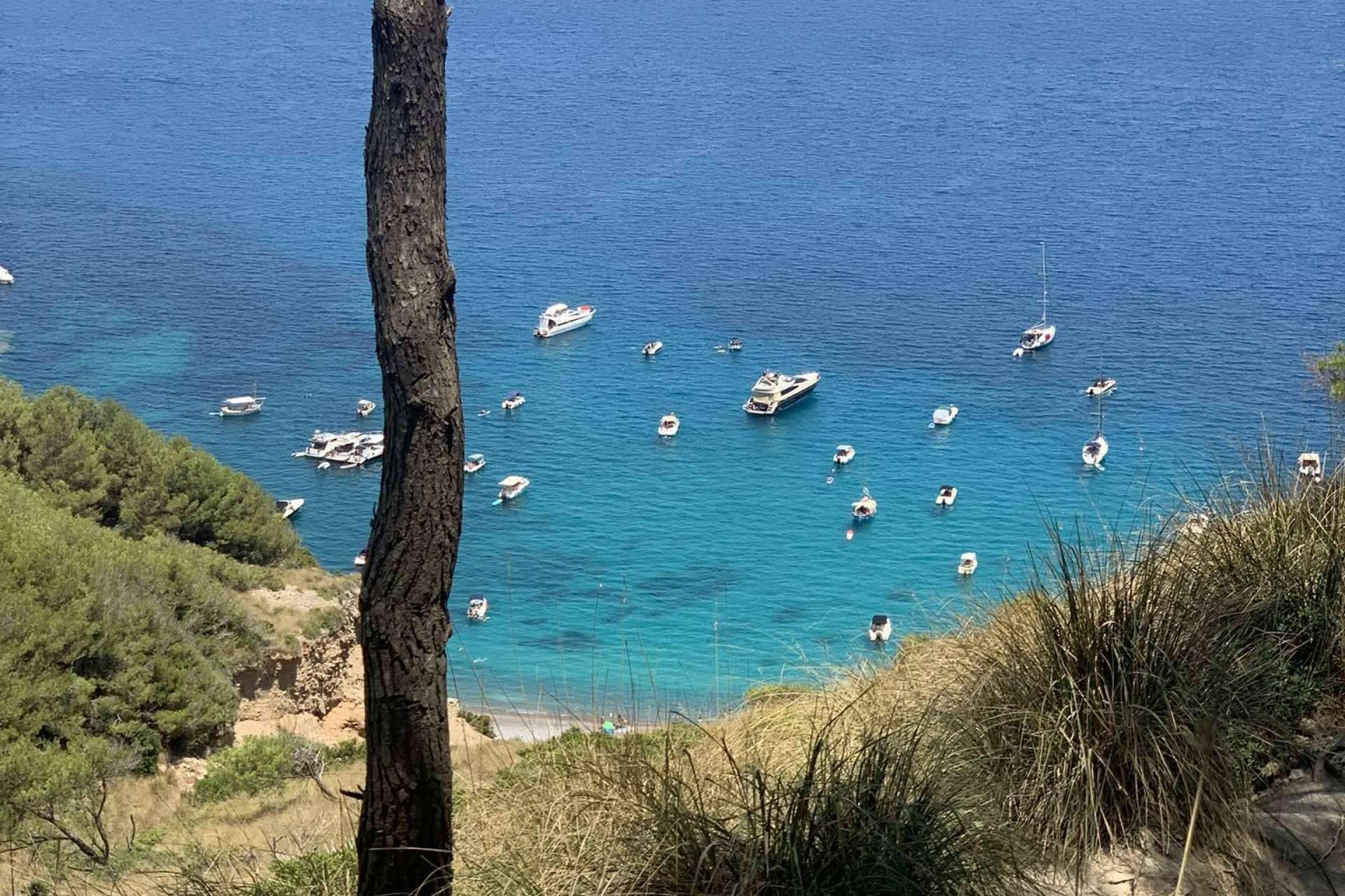 Una innovadora forma de visitar las playas de Mallorca, motos de aventura