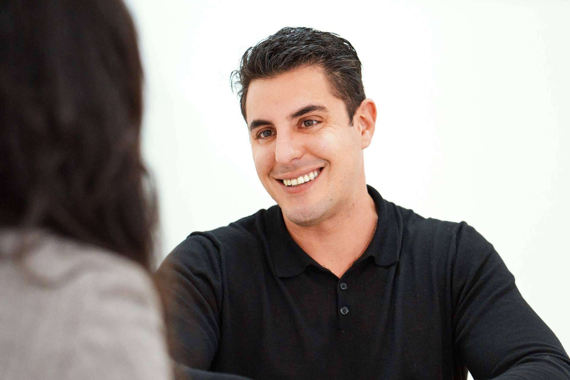 Todo lo que hay que saber antes de someterse al tratamiento de sonrisa gingival, de la mano del el Dr. Carlos Zito