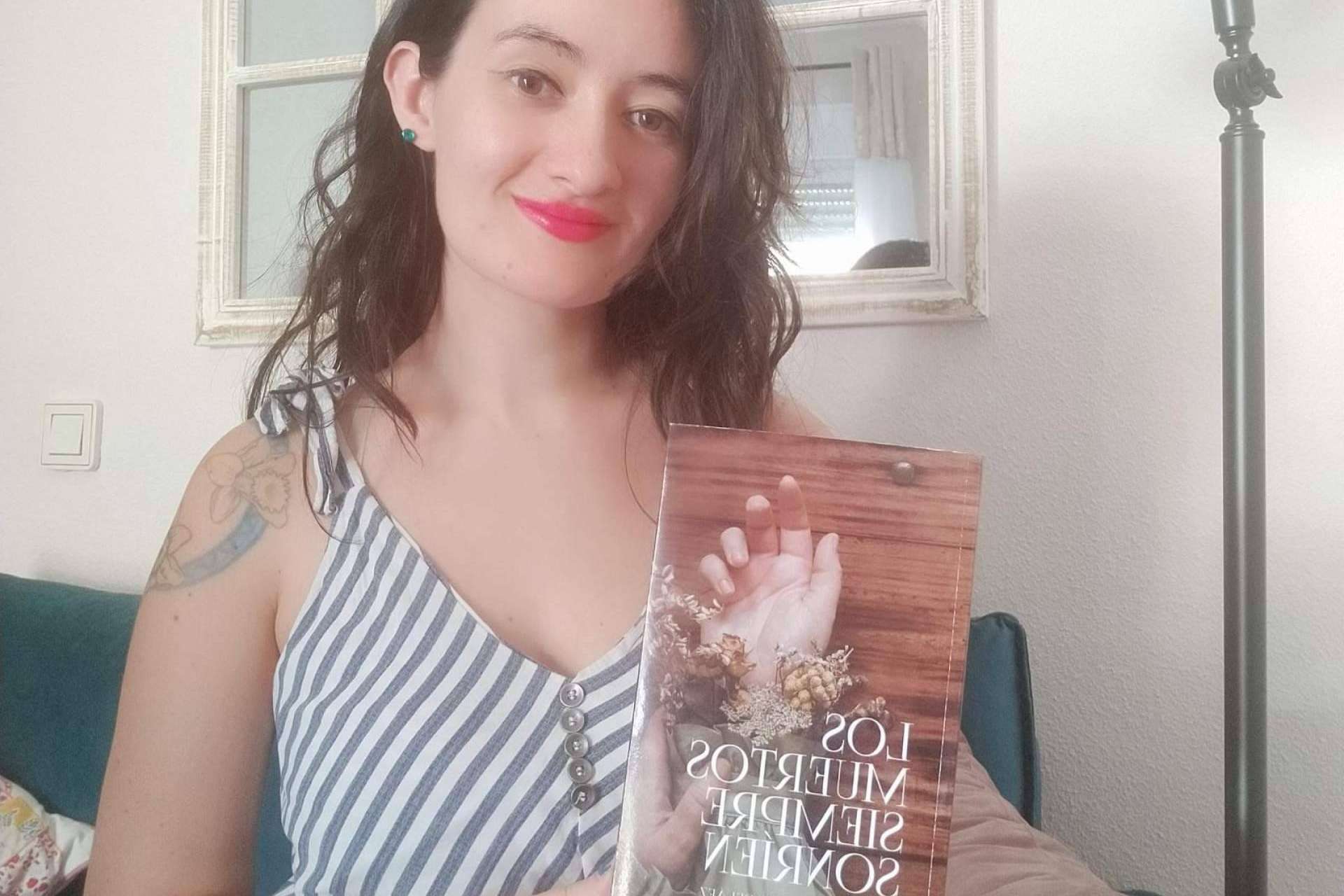 La Feria del Libro de Murcia acogerá a la autora de ‘Los muertos siempre sonríen’, Marta González Peláez