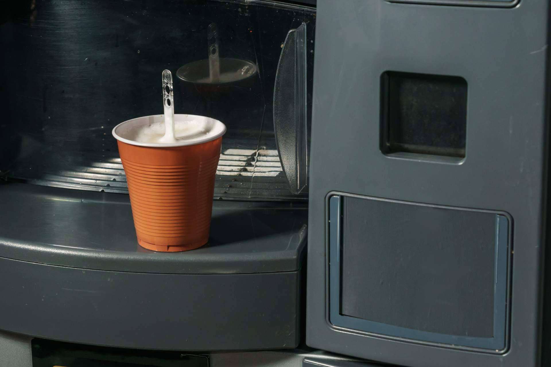 ¿Cuáles son los beneficios de que grandes empresas instalen máquinas de vending de café?, por C&B Señor