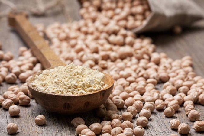 Diferentes platos con garbanzos