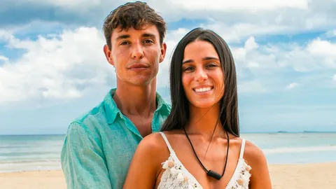 javi y claudia participantes de la isla de las tentaciones 5 3ef7 Merca2.es