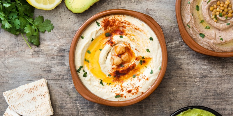 Puré de garbanzos: la receta de Arguiñano que te hará olvidar el hummus 5 Merca2.es kichererbsenpueree mit baerlauch 6009db3140aae 800 Merca2.es