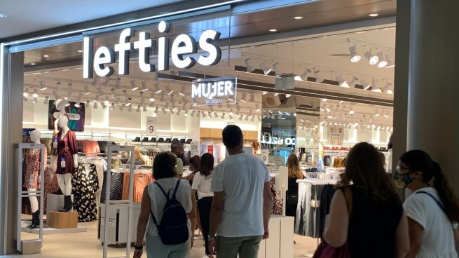 La blazer más elegante de Lefties y otras ofertas de otoño