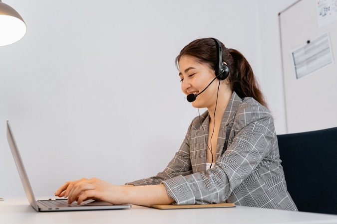 llamada trabajo contact center Merca2.es