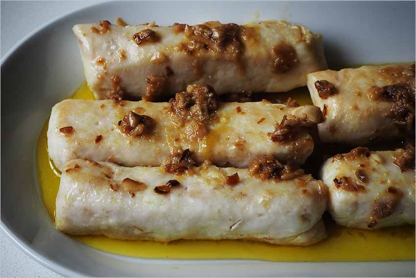 Merluza al ajillo: una receta digna de estrella Michelin en sólo cinco minutos