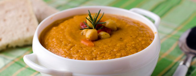 Puré de garbanzos: la receta de Arguiñano que te hará olvidar el hummus 7 Merca2.es potaje de garbanzos en pure Merca2.es
