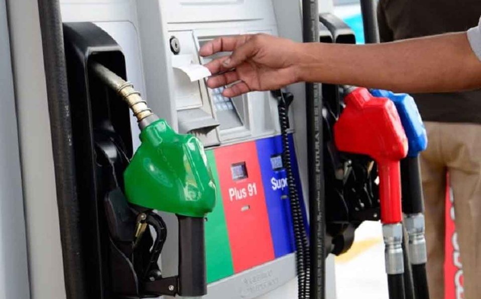 La fecha en la que bajará el precio de la gasolina en España