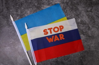 stop war Merca2.es