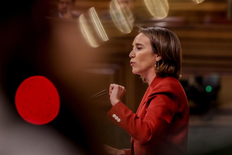 Gamarra censura que Sánchez se suba sueldo y Montero dice que Ayuso y Almeida ganan 12.000 y 18.000 euros más