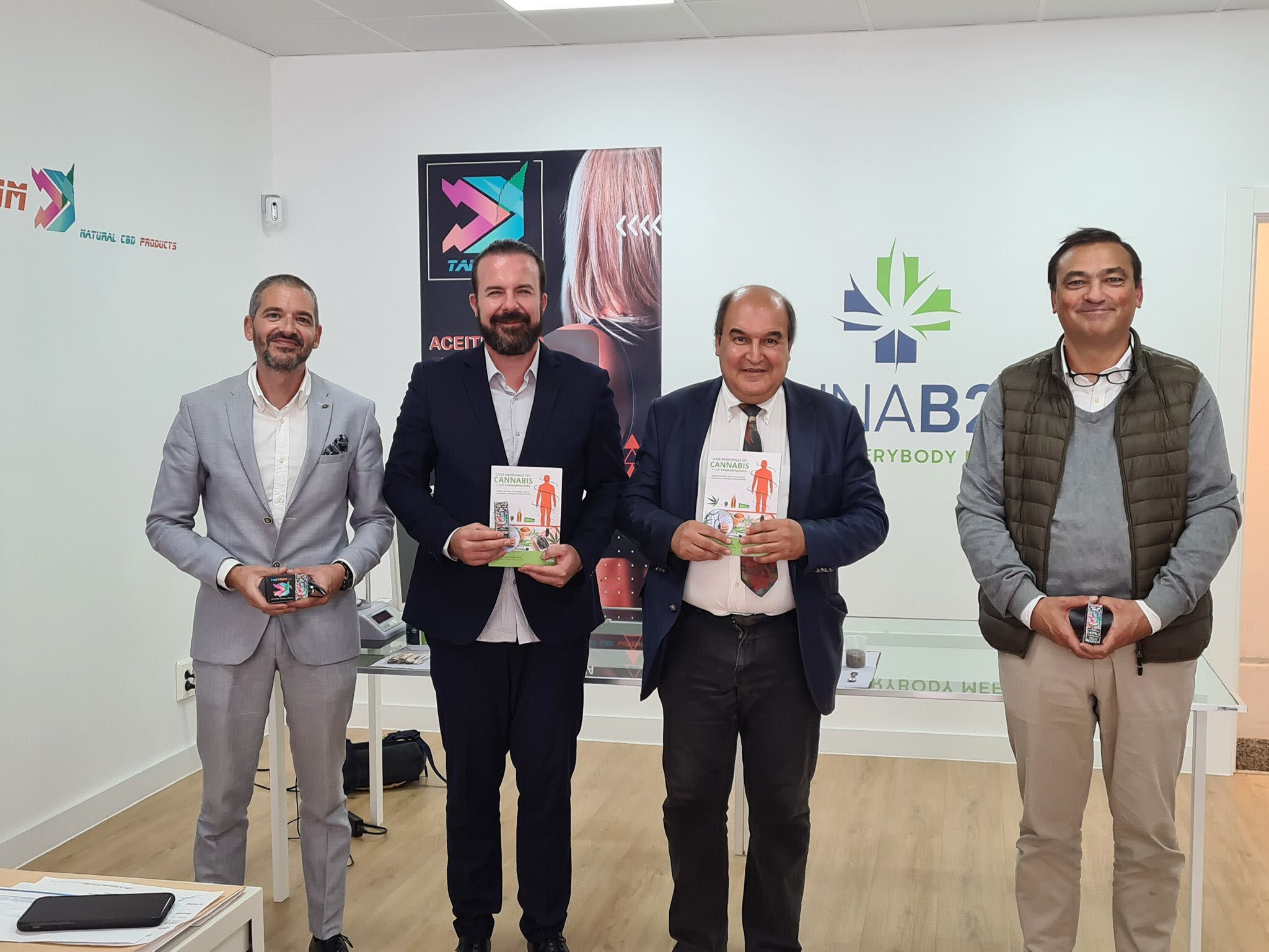 Cannabis Medicinal: Visita España el Profesor Mohamed Ben Amar 22 Merca2.es 9ab93759 b89f 4602 87e2 9848c4961167 2 Merca2.es