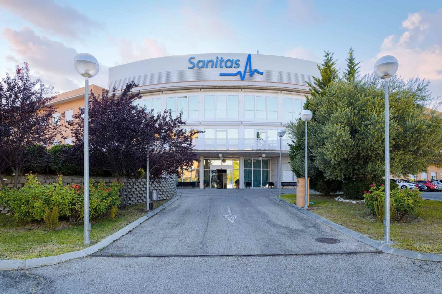 Sanitas y Quirónsalud mantienen buena reputación de cara a la «Ley Darias»