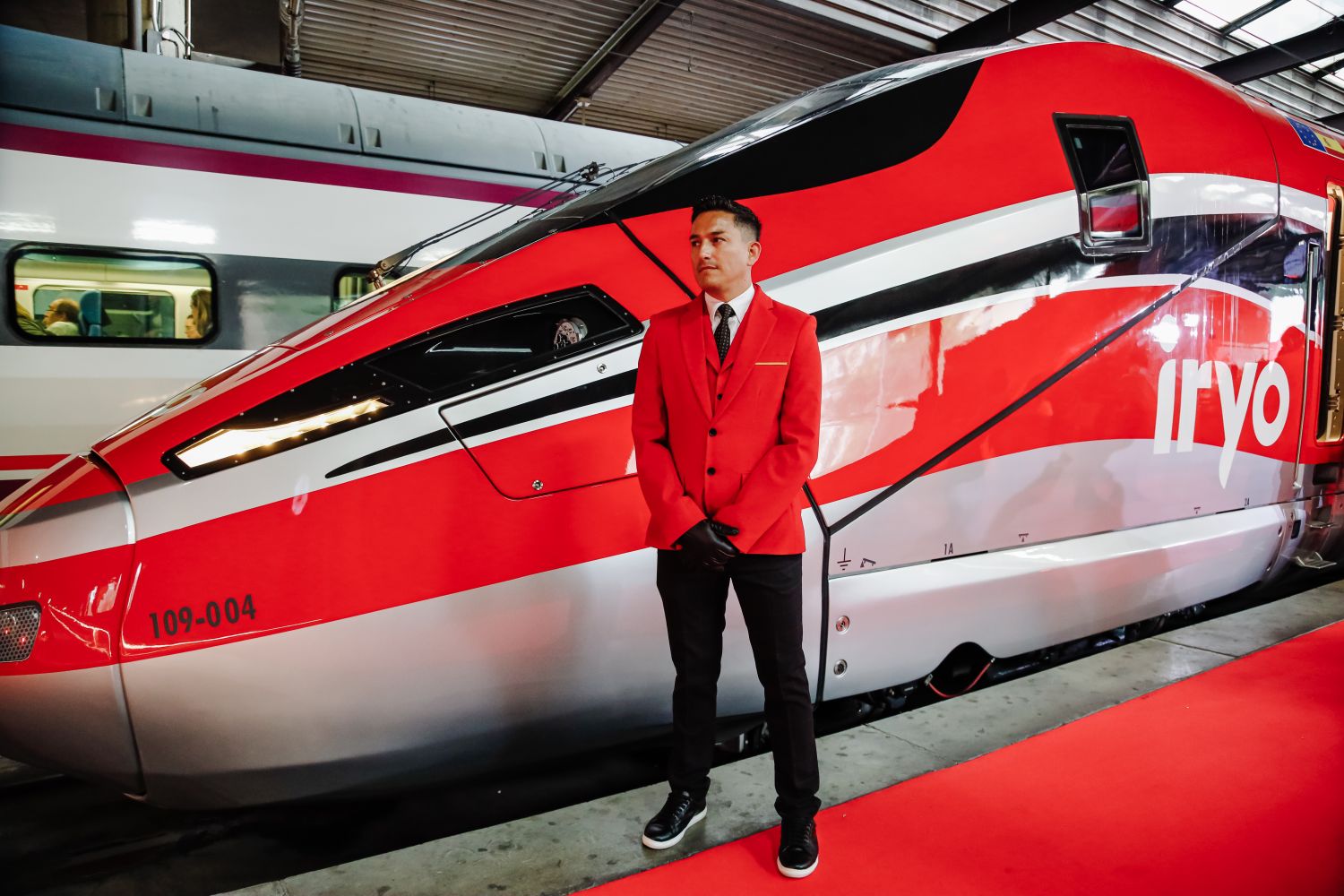 Iryo, Ouigo y Renfe reducirán las plazas en sus nuevas rutas 