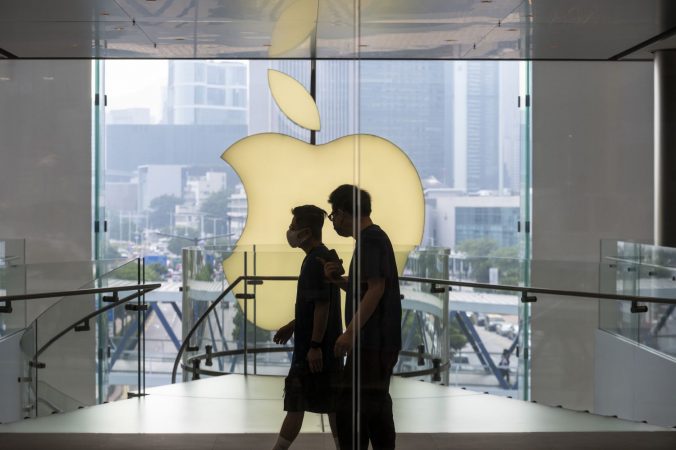 Bruselas vuelve a la carga contra Apple