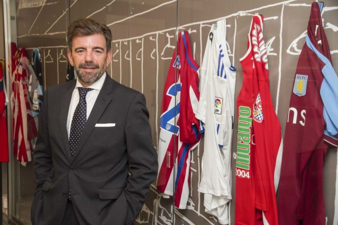 El colaborador que jamás va a volver a 'El chiringuito' 32 Merca2.es PEDRO BRAVO JIMENEZ 3 Merca2.es