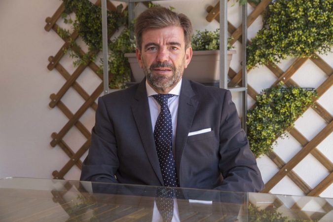 El colaborador que jamás va a volver a 'El chiringuito' 33 Merca2.es PEDRO BRAVO JIMENEZ Merca2.es