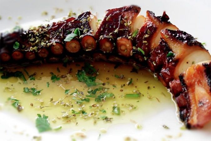 Pulpo a la parrilla con emulsion de patata y aceite de oliva 750x500 1 Merca2.es