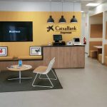 La empresa mediana intensifica la batalla entre Caixabank y Banco Santander